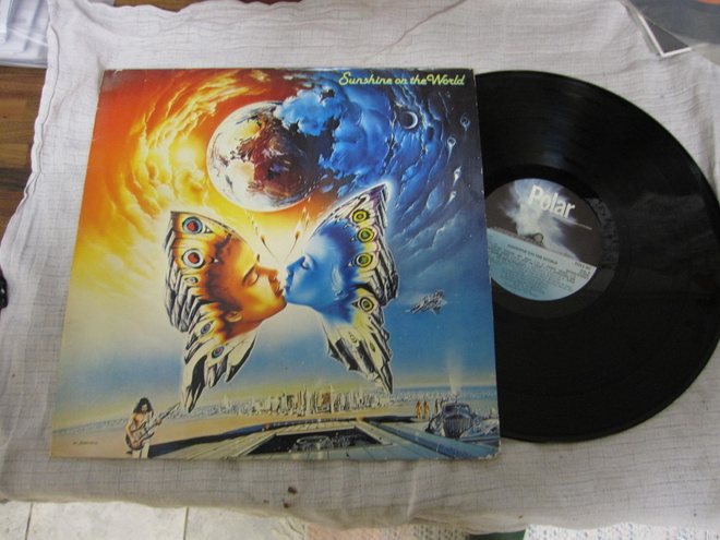 Sunshine On The World – Sunshine On The World