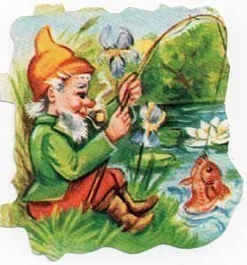EAS 3194 / Piippua polttava puutarhatonttu ongella.