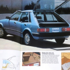 1981 Mazda 323 esite - KUIN UUSI - 16 sivua - suom - pikkukuva 3
