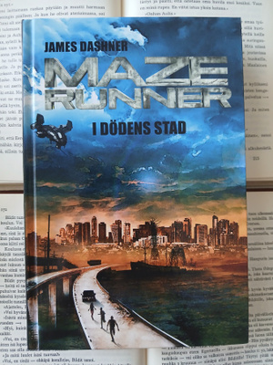 James Dashner - Maze runner: I dödens stad (inbunden bok)