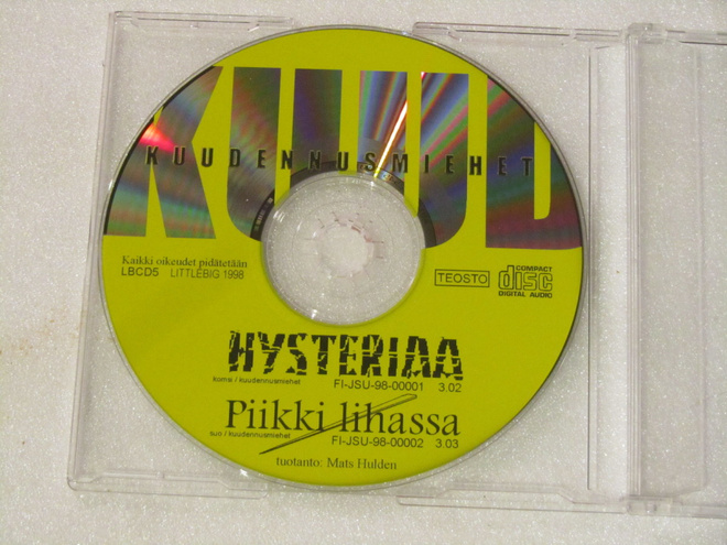 Kuudennusmiehet • Hysteriaa / Piikki Lihassa CD-Single