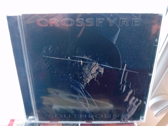 Cd Crossfyre : Southbound ( UUSI ) SIS POSTIKULU