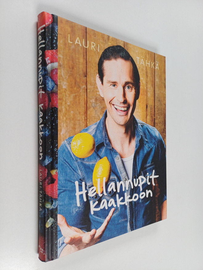 Lauri Tähkä : Hellannupit kaakkoon