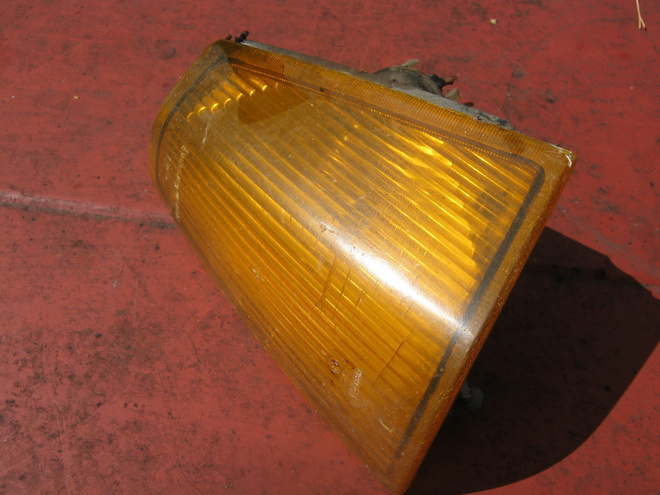 Volvo 340 vasen vilkku