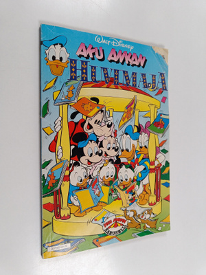 Walt Disney : Aku Ankan huvimaja