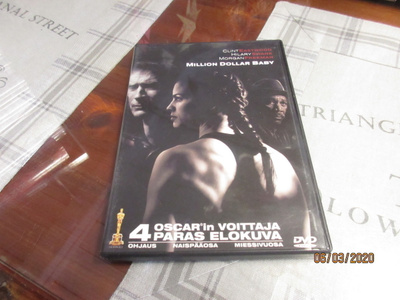 Million Dollar Baby (DVD) }