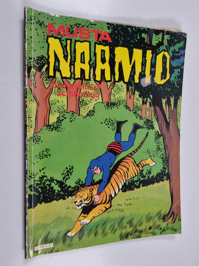 Lee Falk : Musta Naamio : Historiallisia seikkailuja 2
