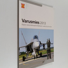 Varusmies 2013 : opas varusmiespalvelukseen valmistuvalle - pikkukuva 1