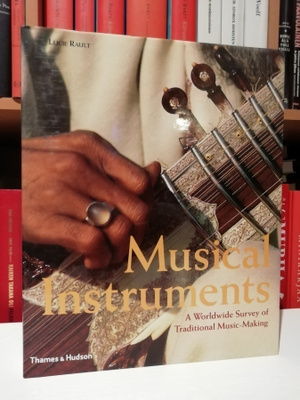 Musical Instruments - Lucie Rault - 1.p.Suuri!