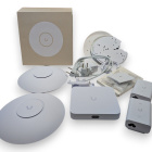 Unifi verkkolaitteita, UCG Ultra + 2x Wifi 6 Pro + 2x Poe - pikkukuva 1