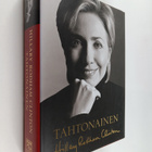 Hillary Rodham Clinton : Tahtonainen - pikkukuva 1