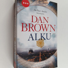 Dan Brown : Alku - pikkukuva 1