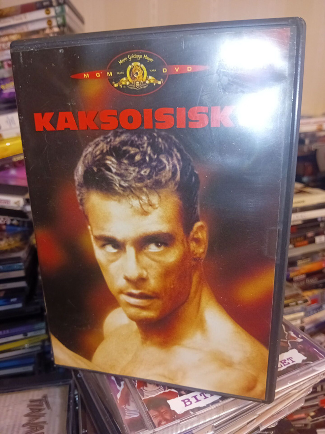 DVD Kaksoisisku ( SIS POSTIKULU )