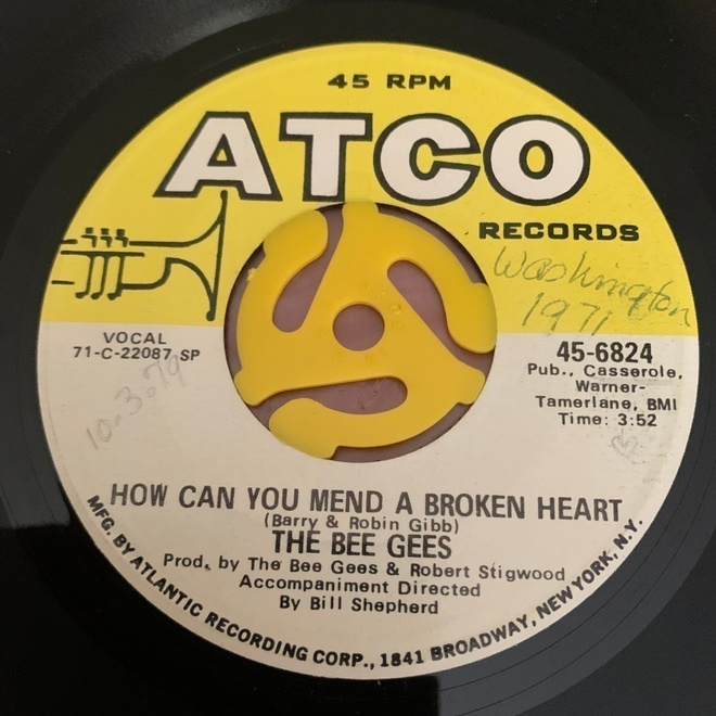 THE BEE GEES: How Can You Mend A Broken Heart * Country Wo…