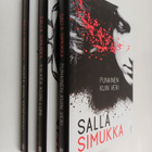 Salla Simukka : Lumikki-trilleri : Punainen kuin veri ; V... - pikkukuva 1