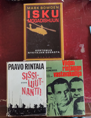 3kpl sotakirjoja