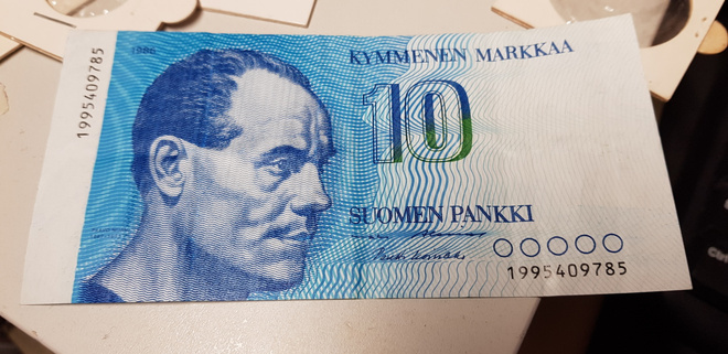 10 MK 1986  korvaava 1995... ale-koi kl 4-5