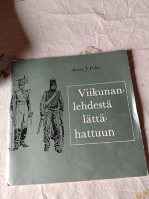 armas j pulla viikunan lehdistä lättä hattuun