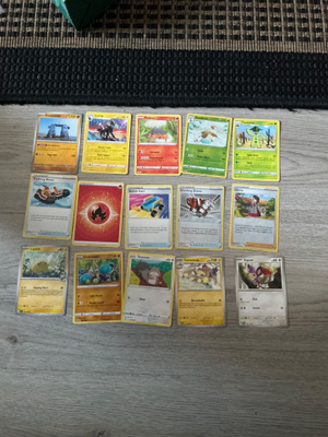 Pokemonkortteja