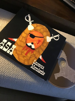 Asa / leijonaa metsästän CD kuin uusi