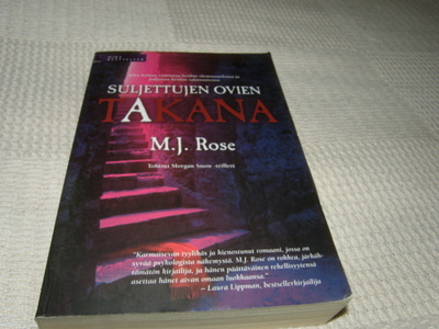 Rose Suljettujen ovien takana -nid