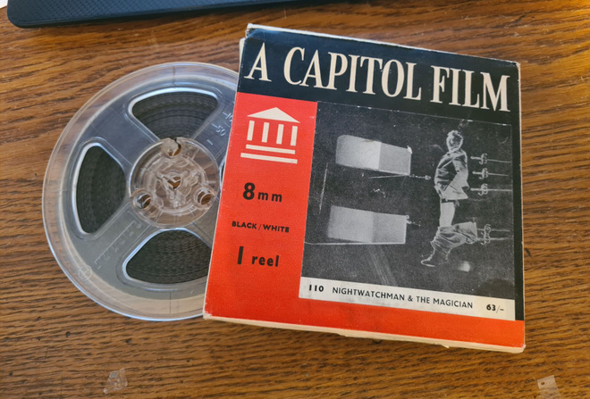 8 mm kaitafilmi: Nightwatchman & Magician