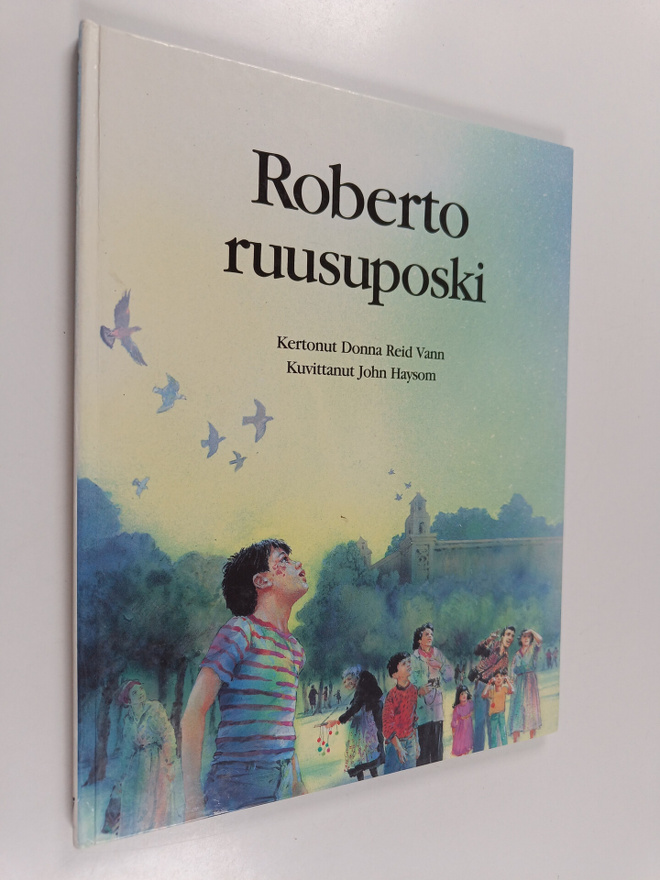 Donna Reid Vann : Roberto ruusuposki
