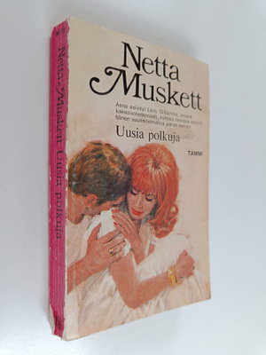 Netta Muskett : Uusia polkuja