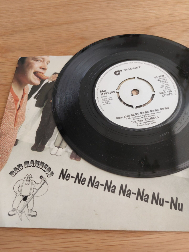 Bad Manners – Ne-Ne-Na-Na-Na-Na-Nu-Nu