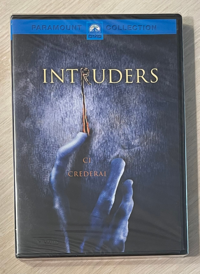 Intruders - pelon lähettiläät (1992) minisarja (UUSI)