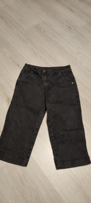FARKKU Shortsit koko 38