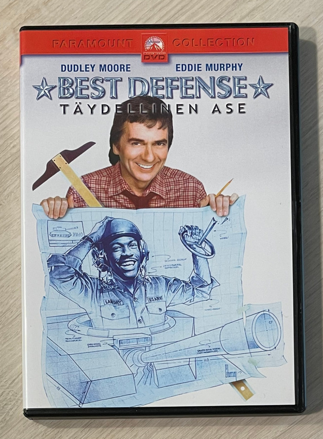 Täydellinen ase (1984) Eddie Murphy & Dudley Moore