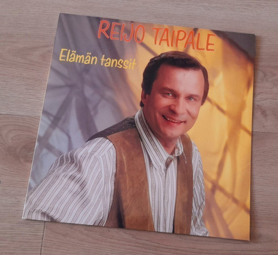 REIJO TAIPALE Elämän tanssit BBL 1082 1990