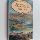 Mark Twain : The Adventures of Huckleberry Finn - pikkukuva 1