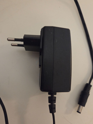 Virtalähde 5V 2.6A 13W