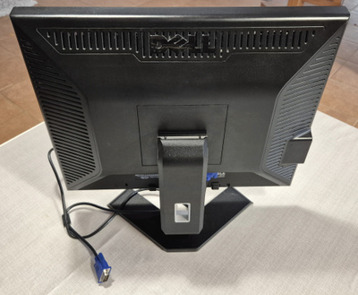 Dell 19" vga näyttö