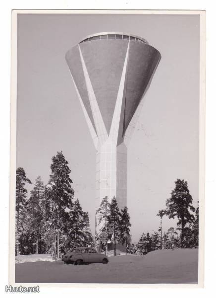 LAHTI: VESITORNI TALVELLA (mv)