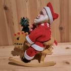 Joulupukki ja keinuhevonen - pikkukuva 2