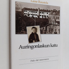 Lasse Raustela : Auringonlaskun katu : poika elää maisema... - pikkukuva 1