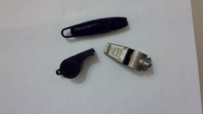 Pilli, erotuomari, vaikkapa, mm, The Acme Thunderer, 7 kpl.
