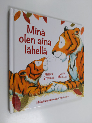 Amber Stewart : Minä olen aina lähellä