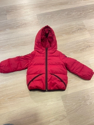 Poikien toppatakki koossa 74cm