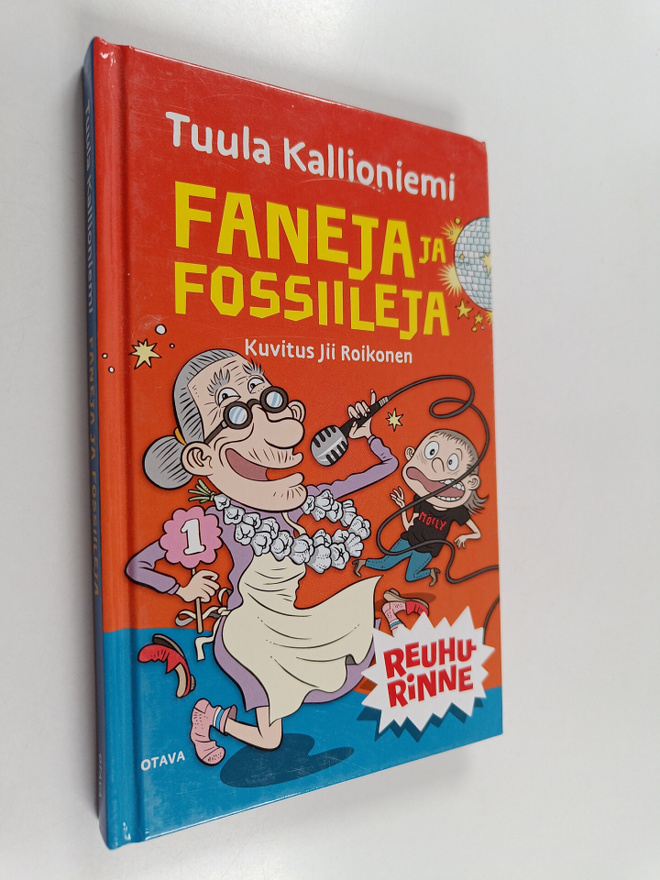 Tuula Kallioniemi : Faneja ja fossiileja