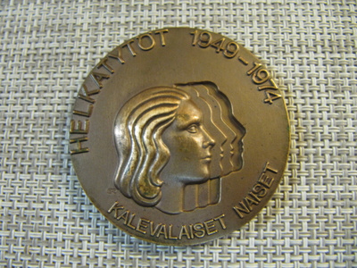 Helkatytöt  25 v  1949-1974 mitali /Börje Rajalin -74