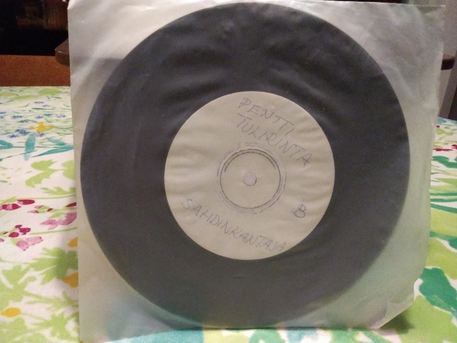 PENTTI TULIRINTA - OI NAINEN / SAHDINKANTAJA - 7"