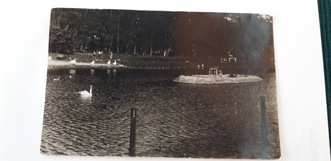 Vanha kortti v. 1933, kuva Marianhamina ?