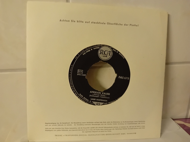 7"  single Lasse Mårtenson : Afrikan valssi ( SIS POSTIKULU