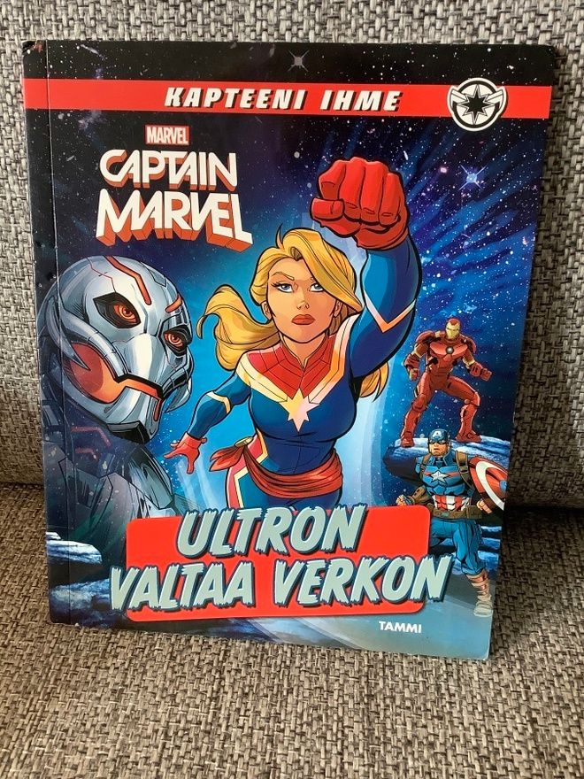 KAPTEENI IHME:ULTRON VALTAA VERKON (CAPTAIN MARVEL)