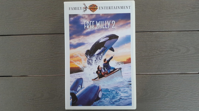 VHS: Free Willy 2 (Jason James Richter 1995)