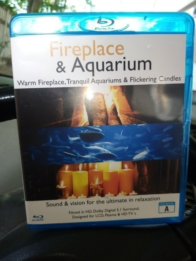 BLU-RAY FIREPLACE &  AQUARIUM ( SIS POSTIKULU)